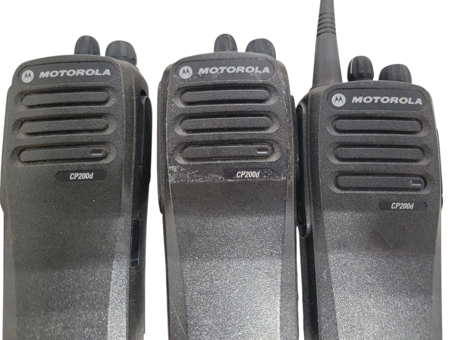 Lot of 16x Motorola Two-Way Radios, See description