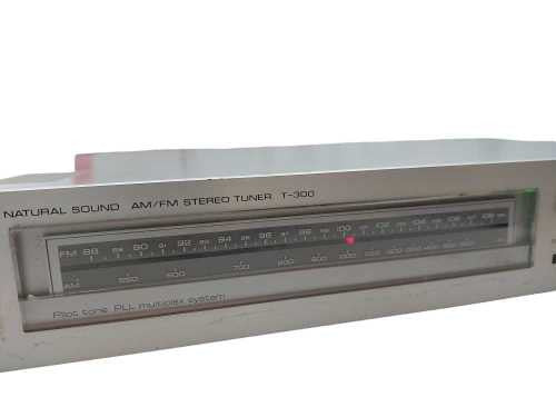 Yamaha Natural Sound AM/FM Stereo Tuner Model: T-300