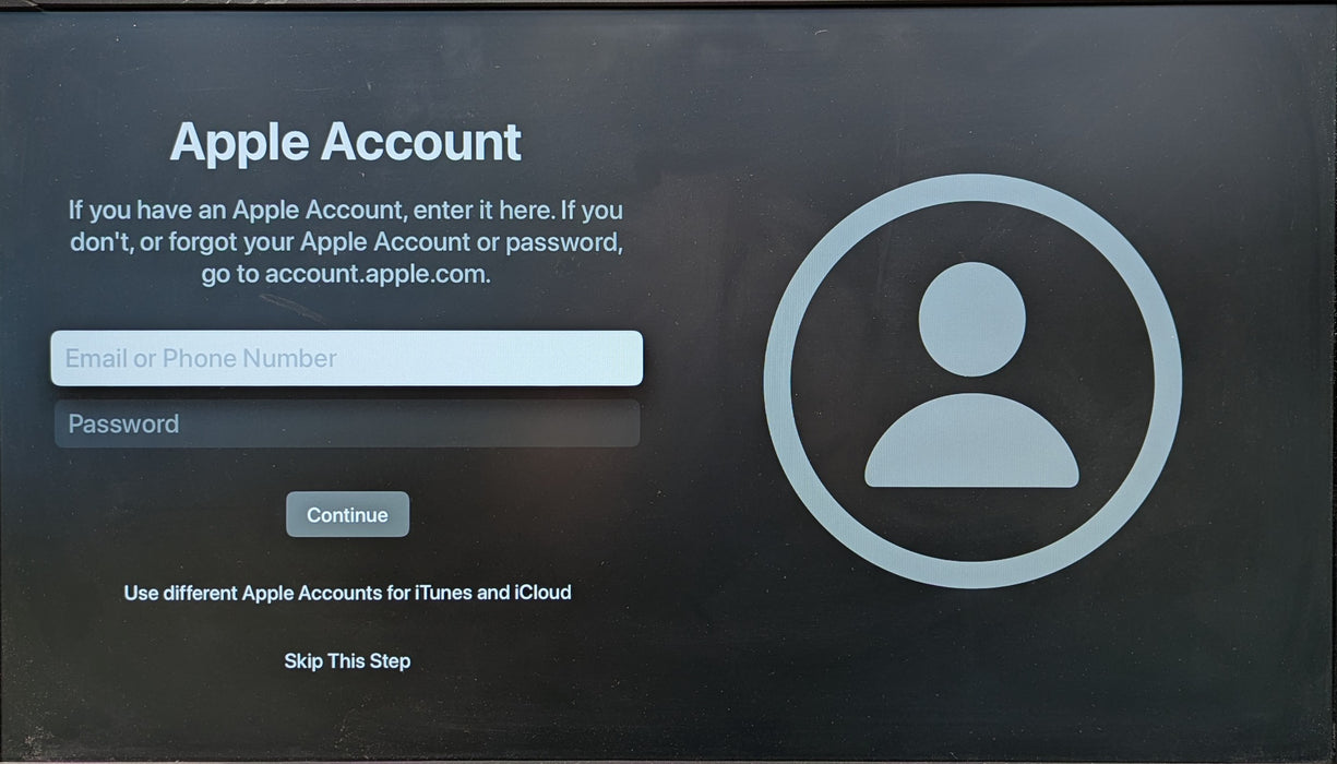 Apple TV HD (4th Generation) 64GB  Model A1625 w/ Remote