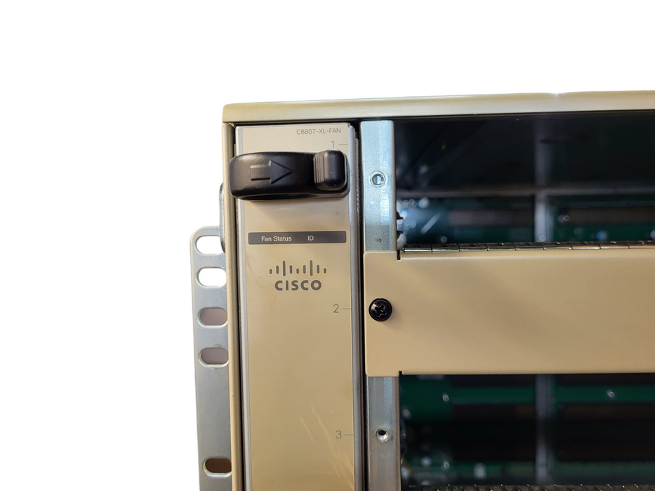 Cisco C6807-XL Catalyst 6807-XL Chassis w/ Fan Tray & AC PWR READ