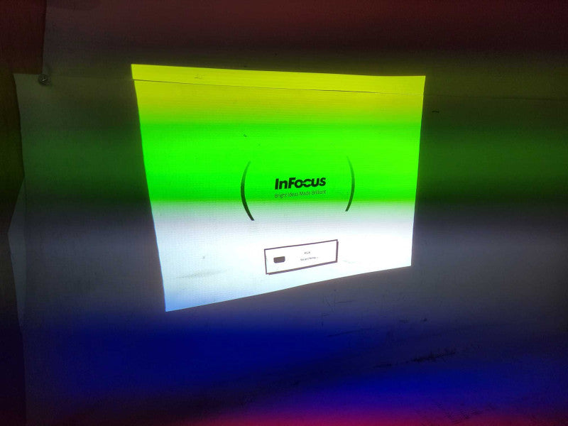 InFocus IN1110 Mobile DLP Projector - 58 Lamp hours !