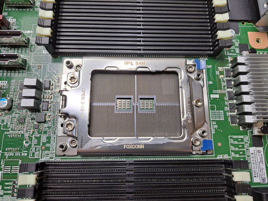 HPE ProLiant DL325 Gen 10 Plus v2 | Barebones NO CPU/RAM/HDD | P408i-a, 1x 500W
