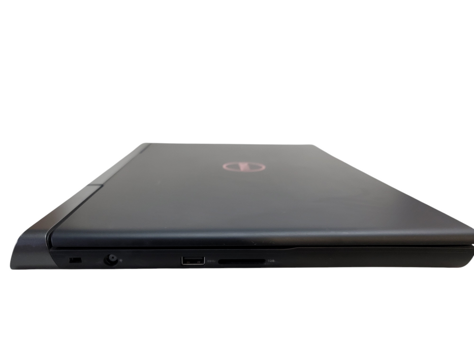 Dell  Inspiron 15 Gaming 7567 i7-7700HQ 16GB DDR4 GTX 1050Ti 256GB M.2 SSD