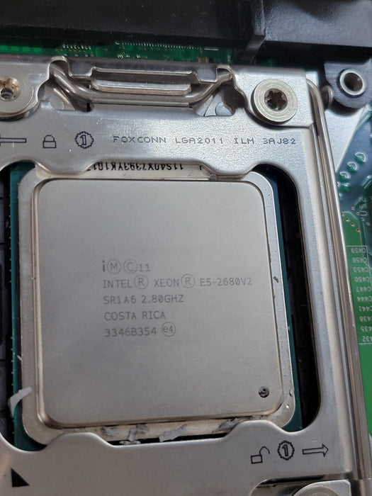 IBM Server Blade 8737-AC1 X240 - 2x Xeon E5-2680V2 2.8GHZ NO HDD