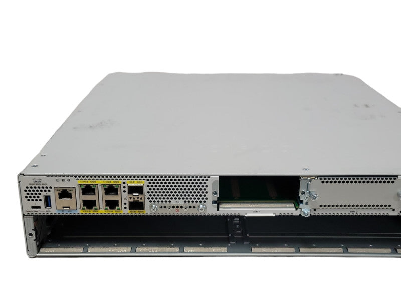 Cisco C8300-2N2S-4G2X Router Chassis No Power supply, READ _
