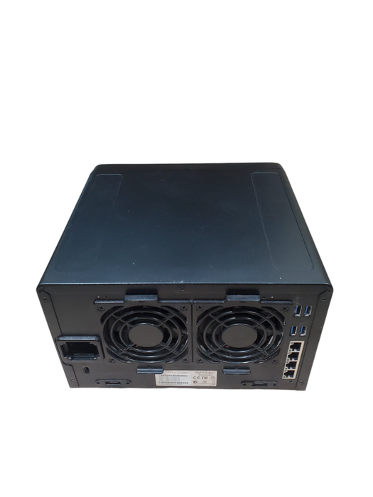 Synology DS1515+ 5-Bay NAS Disk Station 3x 2TB HDDs