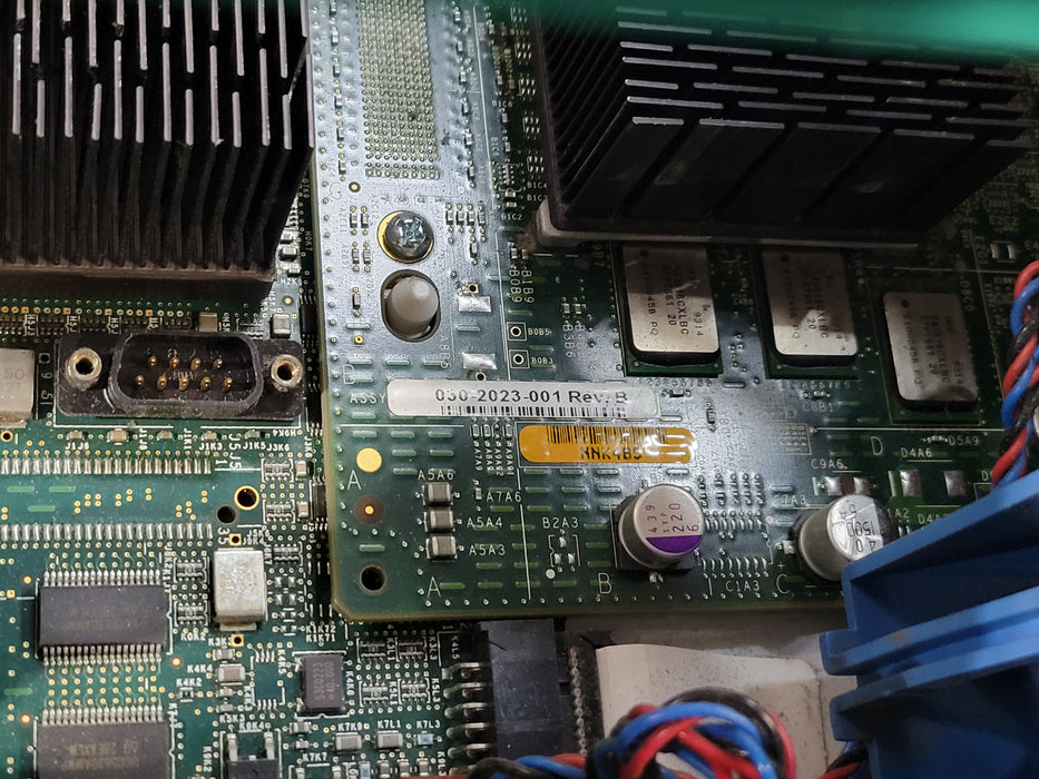 SGI Silicon Graphics Fuel Workstation - R16000 900MHz CPU 4GB DDR 200Mhz (READ)