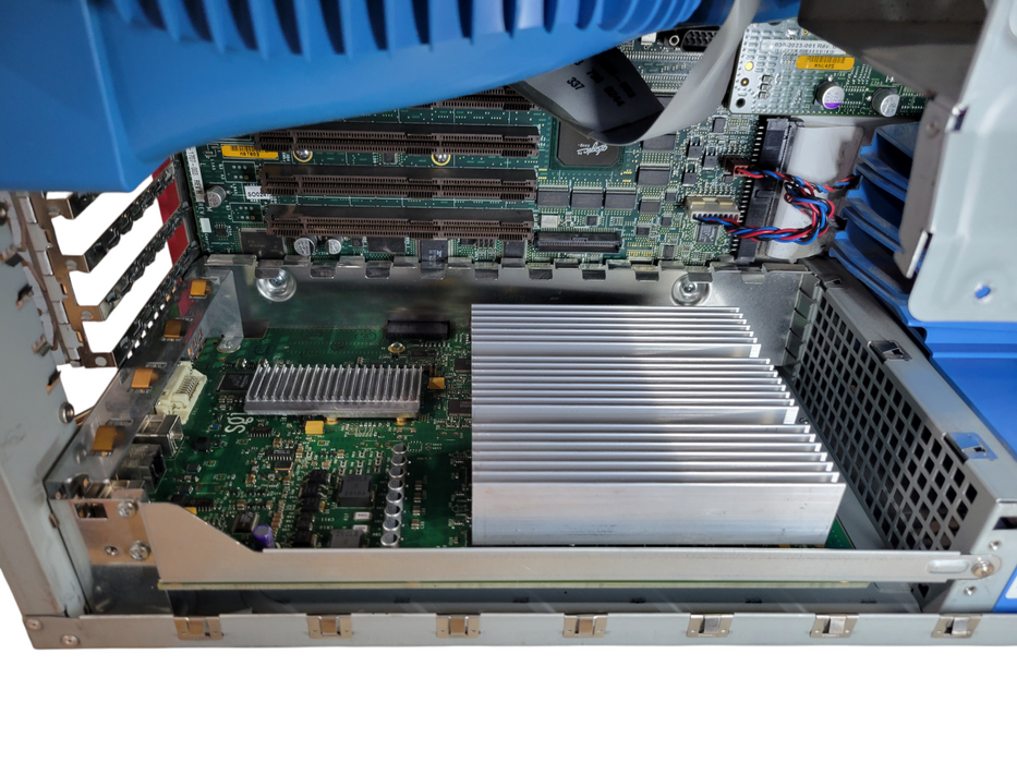 SGI Silicon Graphics Fuel Workstation - R16000 900MHz CPU 4GB DDR 200Mhz (READ)
