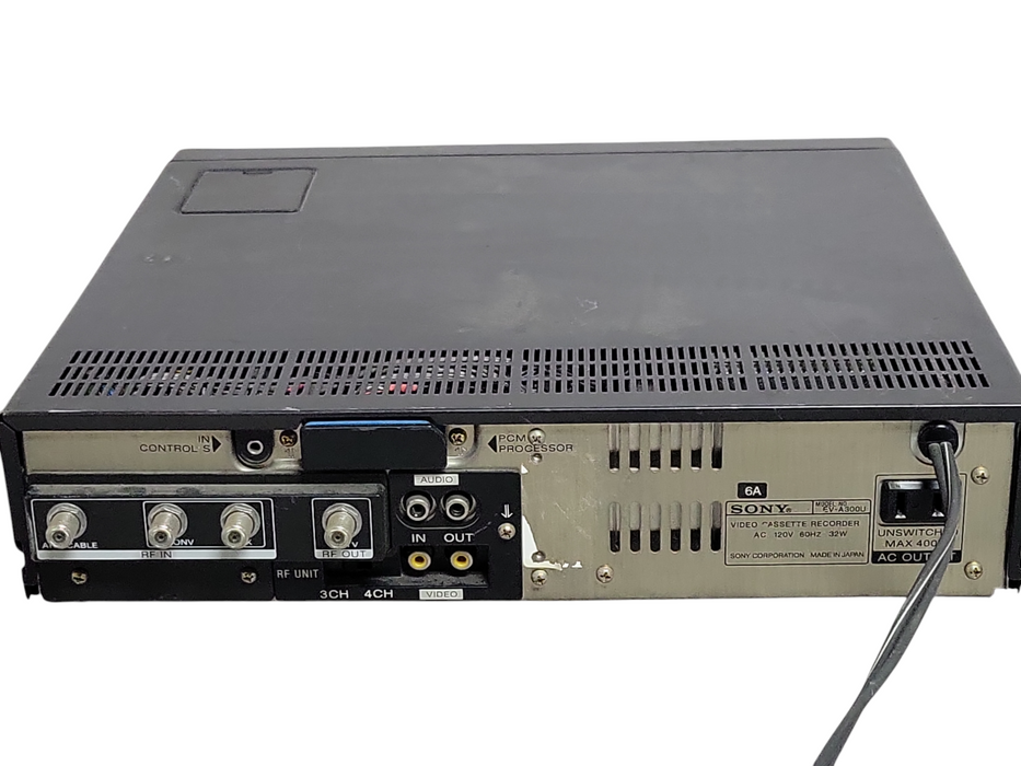 Sony Video 8 Cassette Recorder EV-A300U Powers On, READ