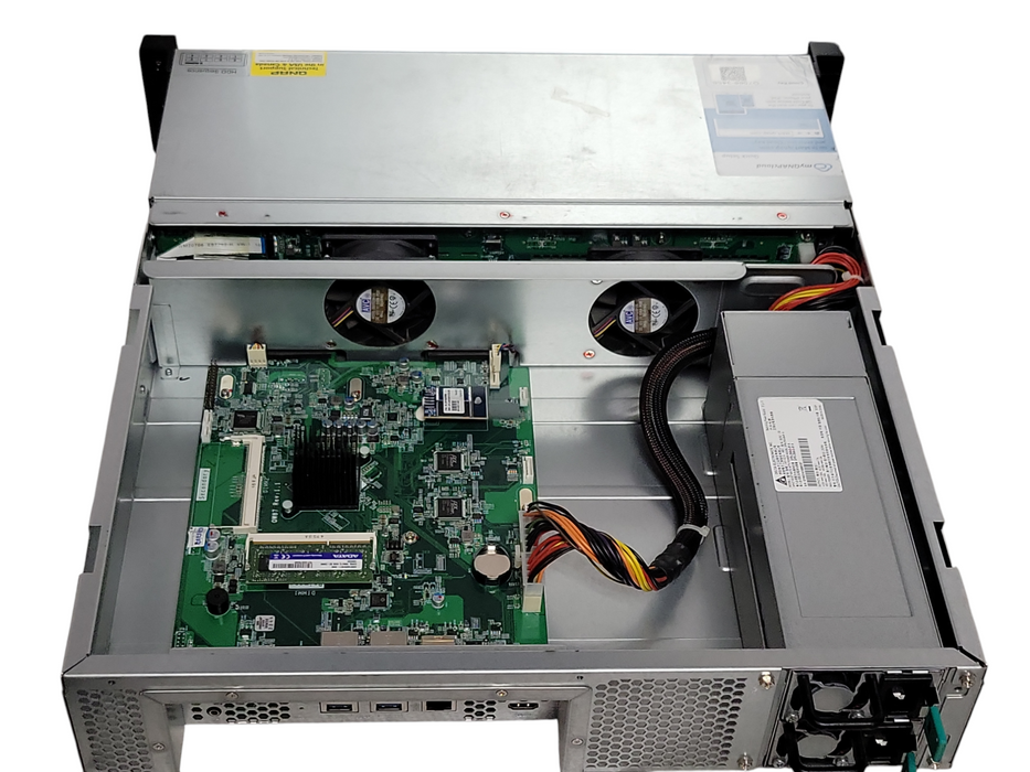 QNAP TS-853U-RP, Celeron J1900 2.0GHz 4GB RAM, 7x 3TB HDDs, 2x PSU