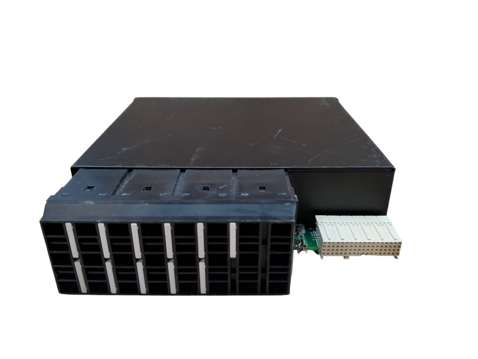 GE Multilin UR 6AH Digital I/O, 8 Digital Inputs, 2 Form-A/C Outputs *READ*