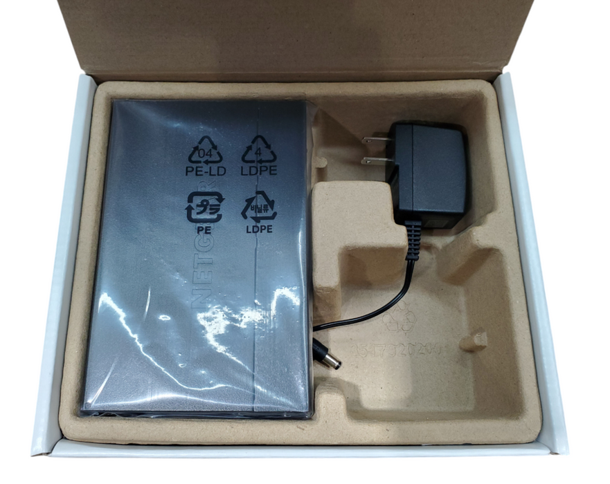 New Open Box  - Netgear GS308 8-Port Gigabit Ethernet Unamanged Switch