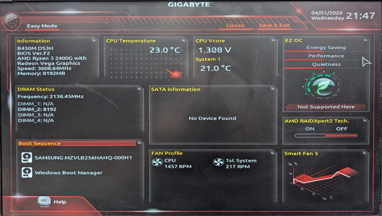 Custom PC, GIGABYTE B450M DS3H, Ryzen 5 2400G, 8GB DDR4, 256GB NVMe
