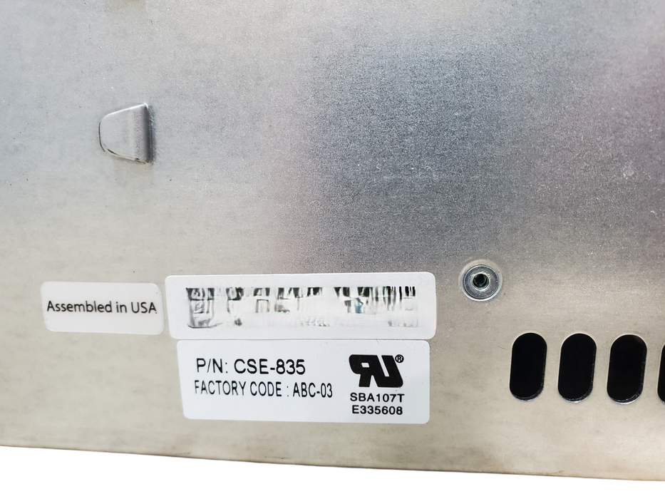 SuperMicro CSE-835 / X9DRE-TF+ | 2x Xeon E5-2609 0, 32GB DDR3 - No HDD