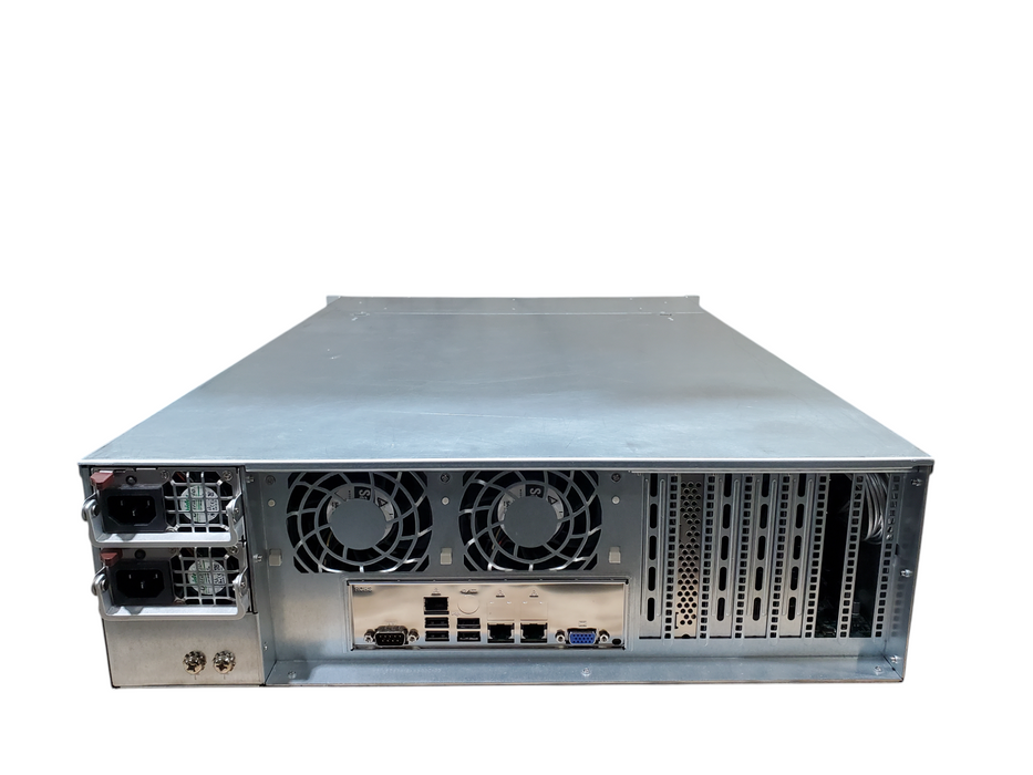 SuperMicro CSE-835 / X9DRE-TF+ | 2x Xeon E5-2609 0, 16GB DDR3 - No HDD