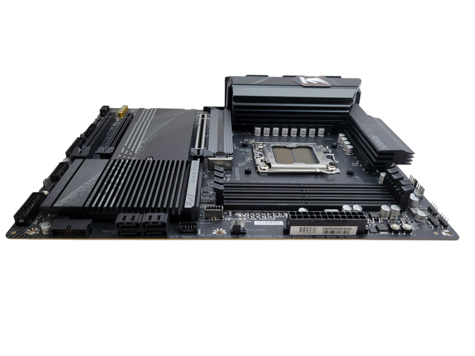 GIGABYTE X670 AORUS ELITE AX Rev 1.0 AM5 ATX Motherboard (READ)