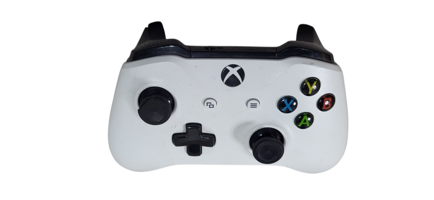 Xbox ONE Console 1540 500GB W/ 1x Wireless Controller