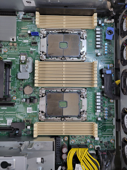 Dell PowerEdge R550 - PERC H745 2x800W PSU (BAREBONES)(READ)