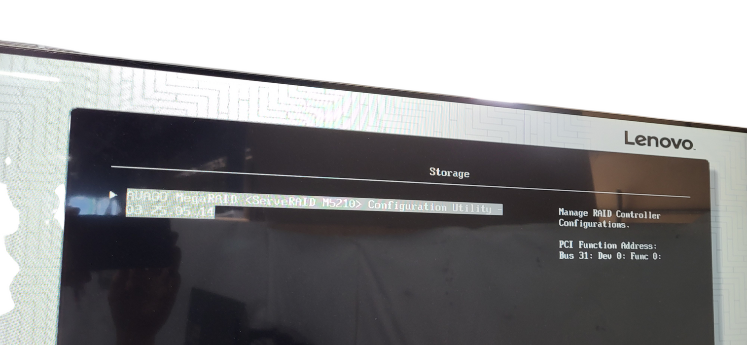 Lenovo System X 3650 M5 - 2x Xeon E5-2640 v4 16GB DDR4 RAID M5210 2x900W PSU