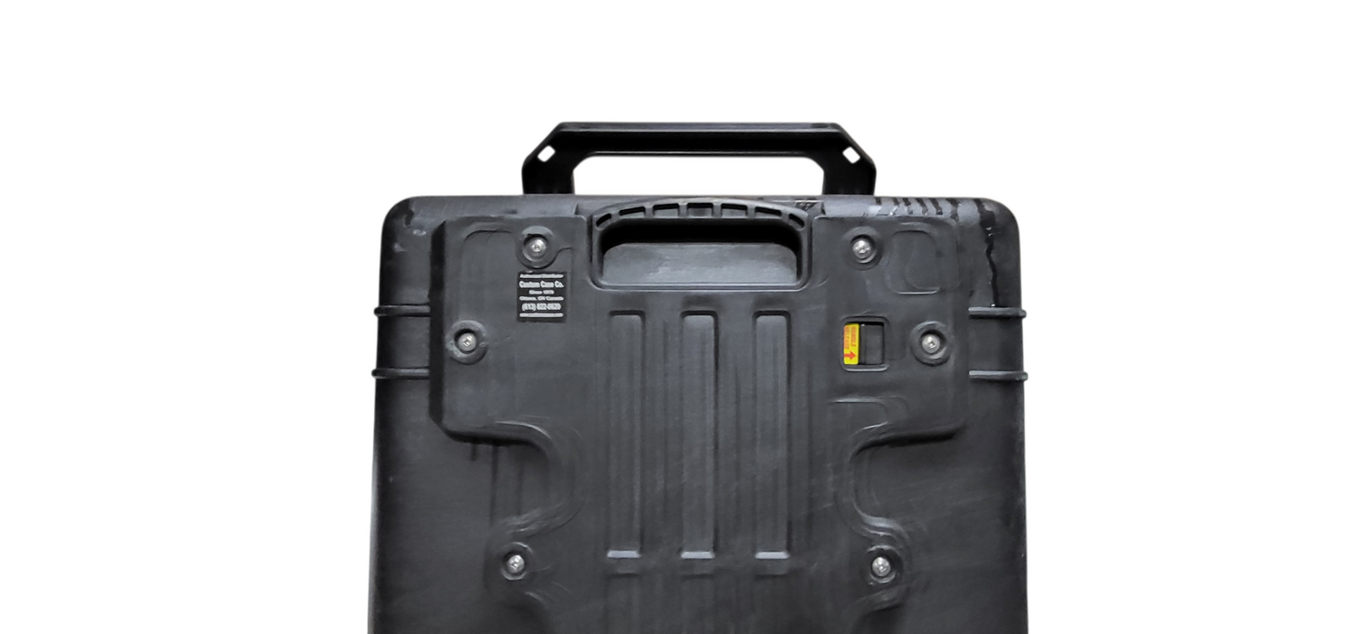 Pelican 1650 Protector Case Black Rolling Waterproof