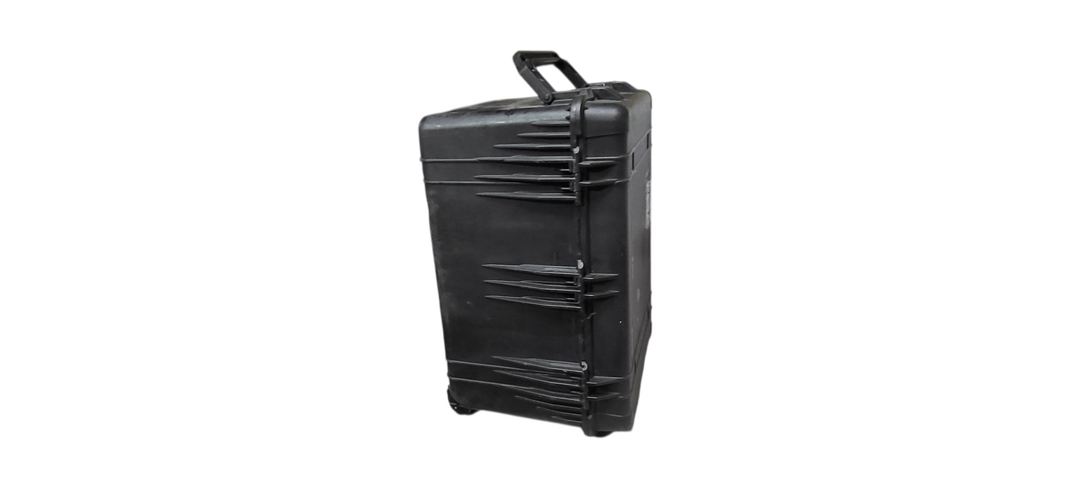 Pelican 1650 Protector Case Black Rolling Waterproof