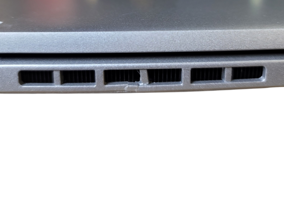 Dell Latitude 3340 13" i5-1335U 16GB DDR5 256GB NVMe READ