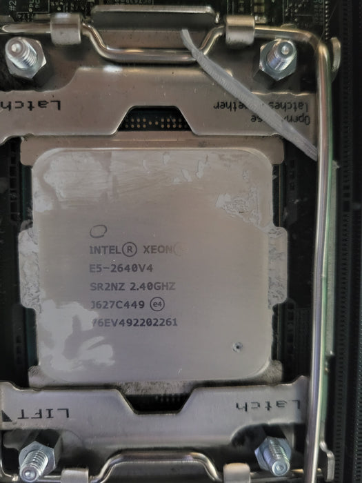 Dell PE FX2S 2U High Density 8 Node Server 16x Xeon E5-2640 v4 128GB DDR4 2x PSU