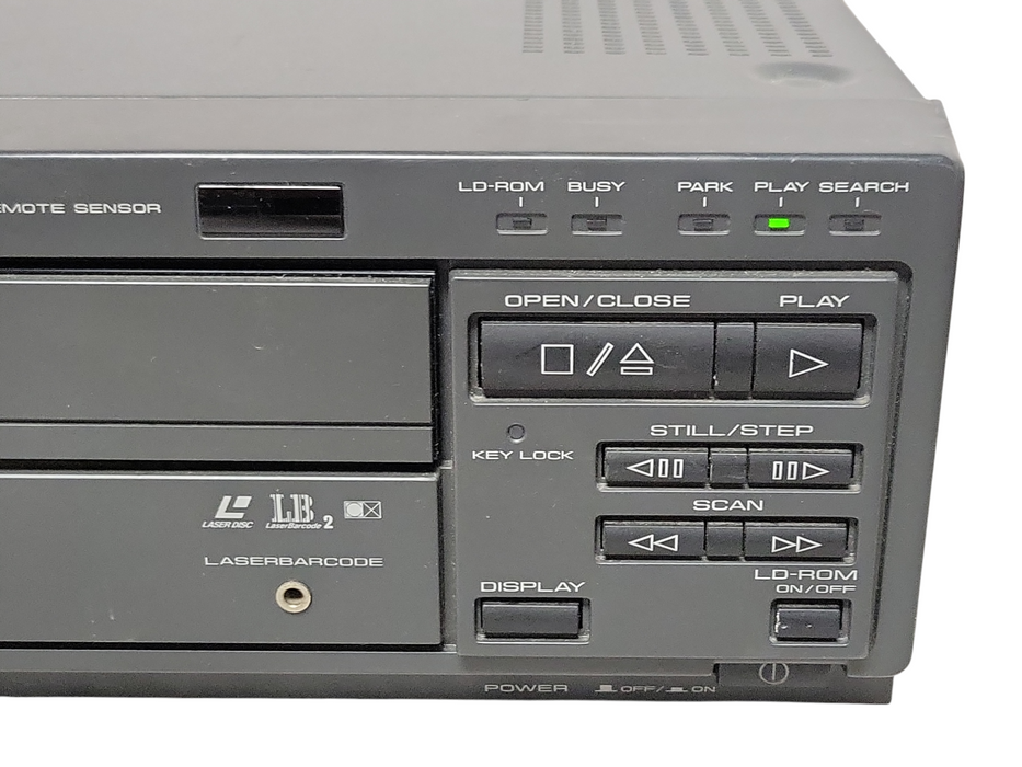 Pioneer LD-V4400 Laser Disc Player - No Remote, Powers on, READ