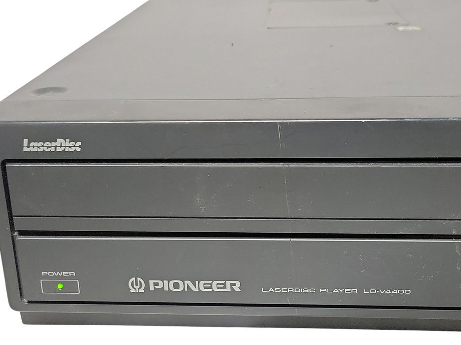 Pioneer LD-V4400 Laser Disc Player - No Remote, Powers on, READ