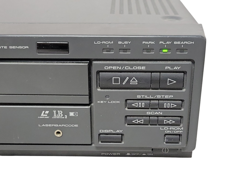Pioneer LD-V4400 Laser Disc Player - No Remote, Powers on, READ