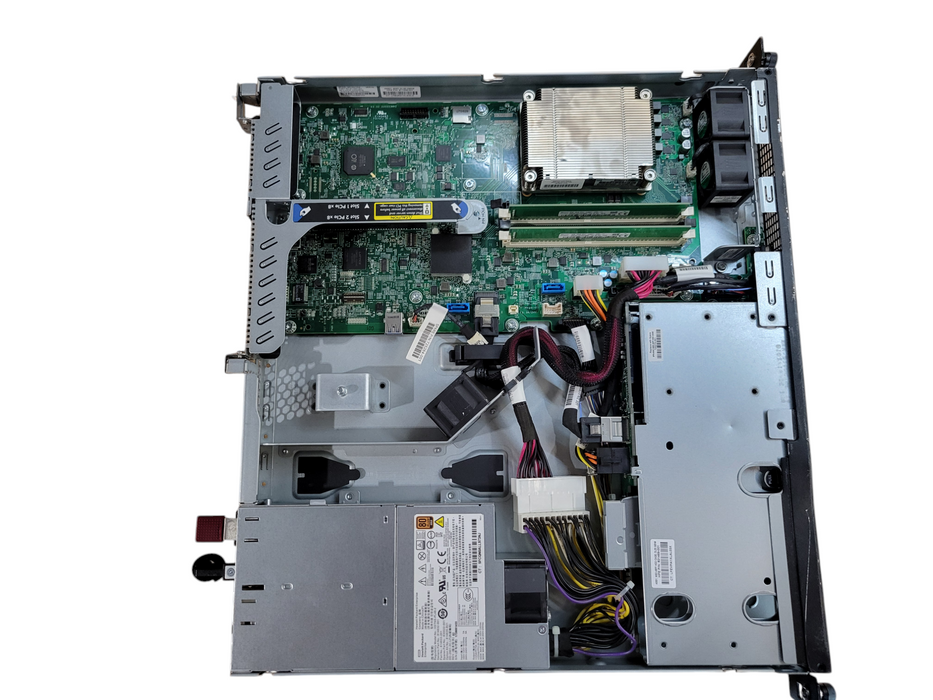 HPE ProLiant DL20 Gen9 - Xeon E3-1230 v6 16GB DDR4 NO HDD B140i 550W PSU