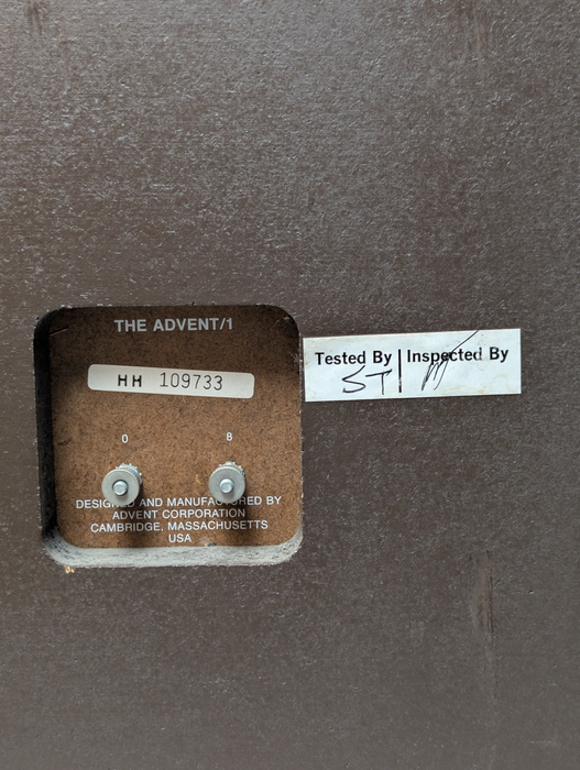 Pair of AVENT/1 Vintage Speakers PLEASE READ