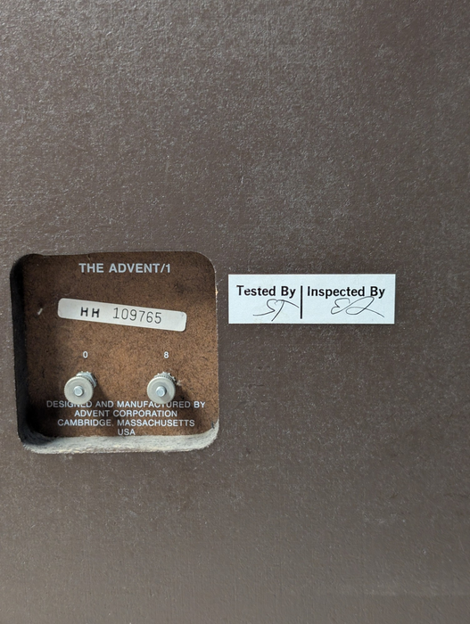Pair of AVENT/1 Vintage Speakers PLEASE READ