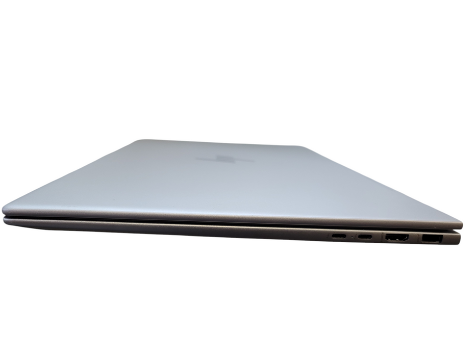 HP Envy Laptop 17t-cw00 17" i7-13700H 16GB DDR4 256GB NVMe ** No adapter