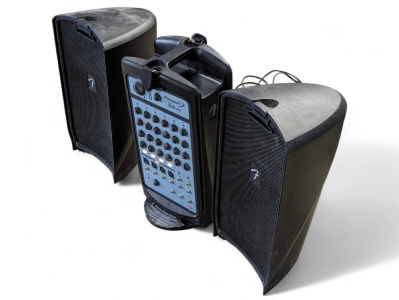 Fender Passport 300 Pro Portable 300w PA System Please READ  -