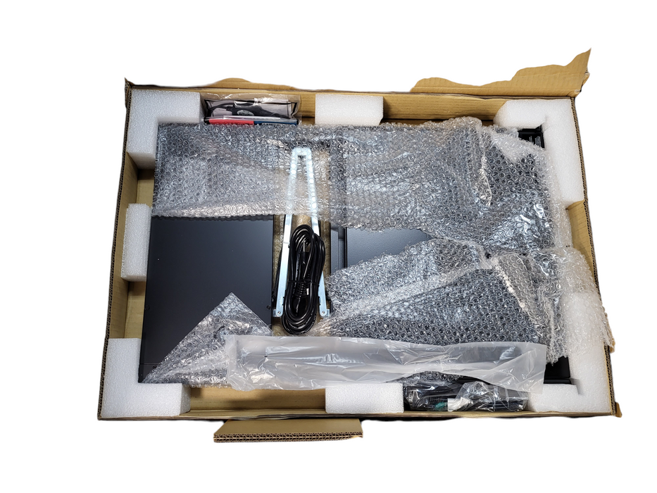 Tripp Lite B021-000-19-HD2 1URM DVI/VGA KVM 19" LCD 1080p Rack-Mount Console