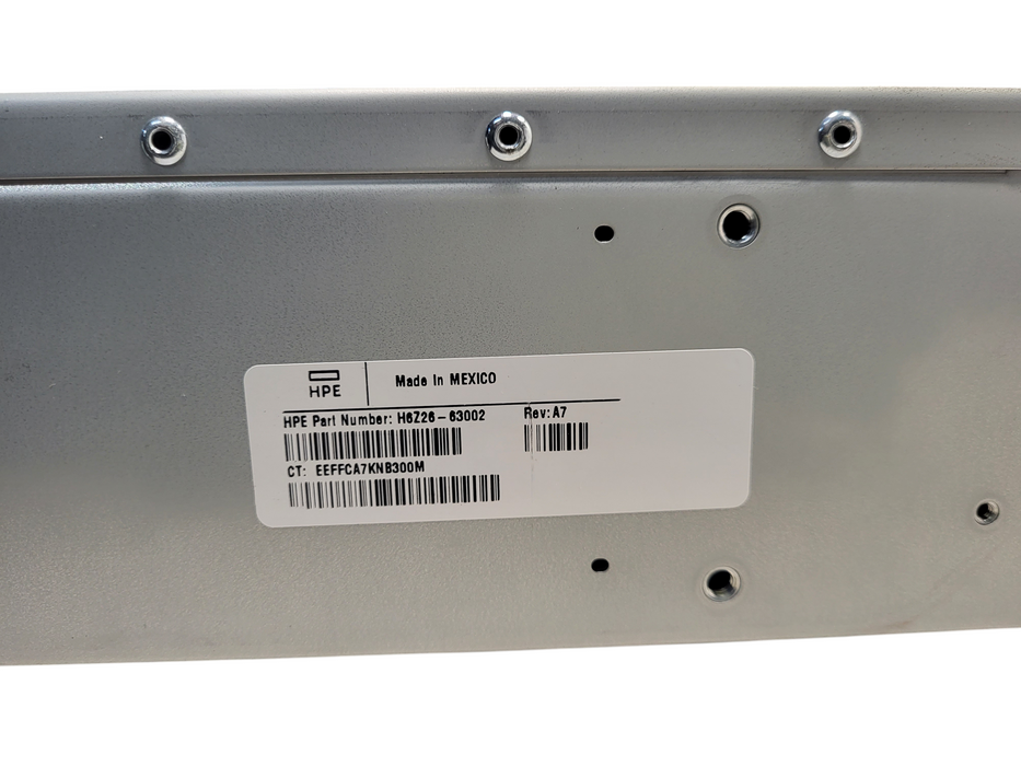 HPE / 3PAR StoreServ 8000 Expansion / 24x 12G SAS SFF, 2x QR491-63004 READ