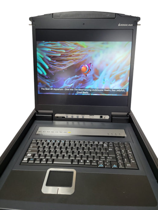 IOGEAR GCL1908 8-Port 19\\" LCD KVM Switch _