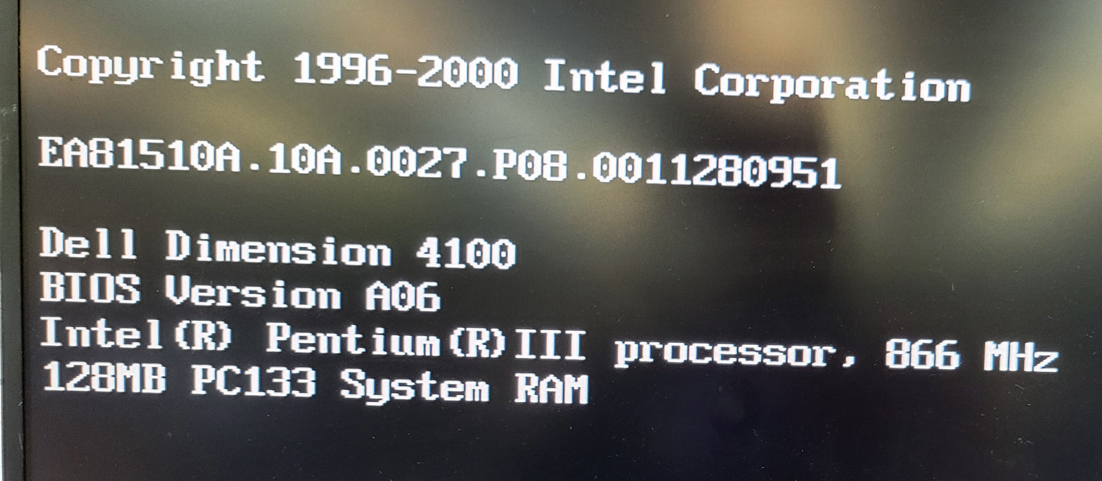 Dell Dimension 4100 - Intel Pentium III 800EB 128MB RAM NO HDD ATI RAGE 128 PRO