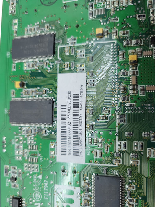 ATI RADEON 8500LE 64MB 230/230 AGP %