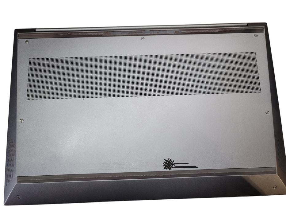 HP ZBook Studio 15.6" G8 i7-11850H 32GB DDR4 Quadro T1200  256GB NVMe FOR REPAIR