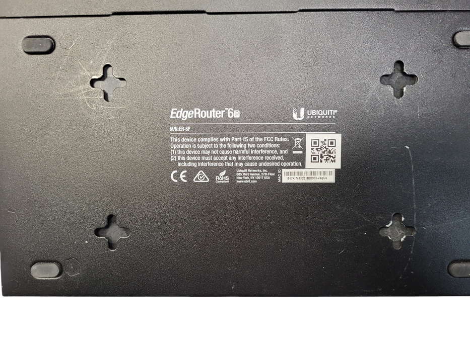 Ubiquiti Networks ER-6P 6-Port PoE EdgeRouter No AC