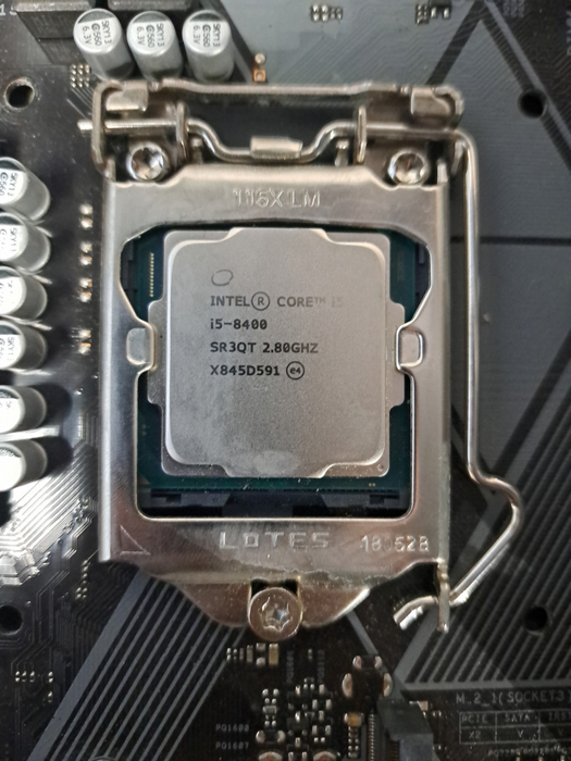 Asus Prime H370M Plus - i5-8400 2.80GHz 16GB DDR4