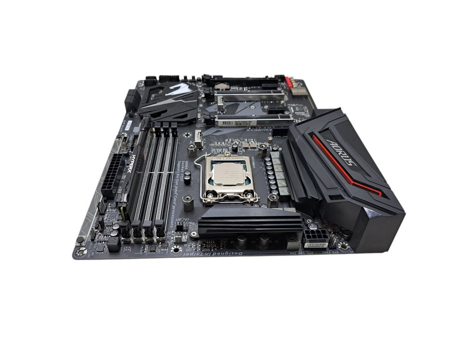 Gigabyte Z370 AORUS ULTRA GAMING Motherboard w/ Intel Core i7-8700K, 8GB DDR4