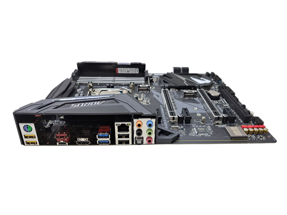 Gigabyte Z370 AORUS ULTRA GAMING Motherboard w/ Intel Core i7-8700K, 8GB DDR4