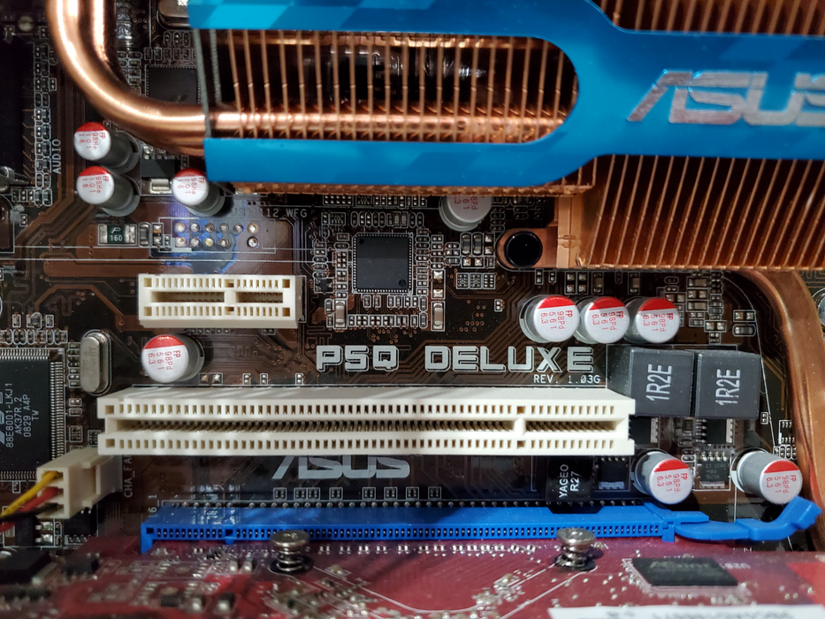 ASUS P5Q Deluxe Motherboard - Core 2 Duo E7500, 2GB DDR2, EAH4350 - No HDD