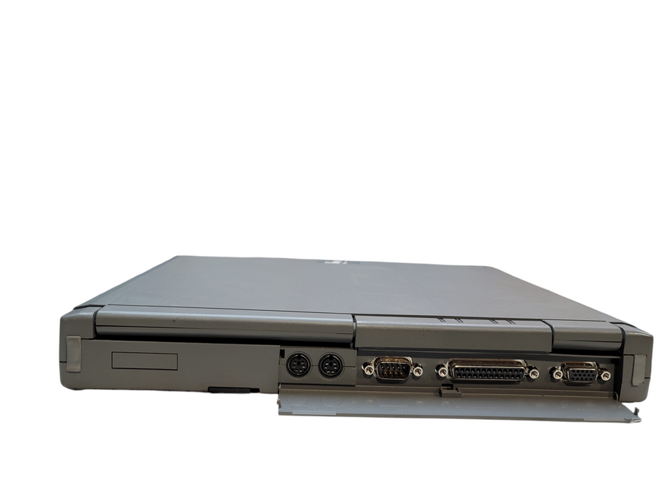 VINTAGE LAPTOP AST Bravo NB 4/33s Intel 486 4MB RAM 120MB HDD