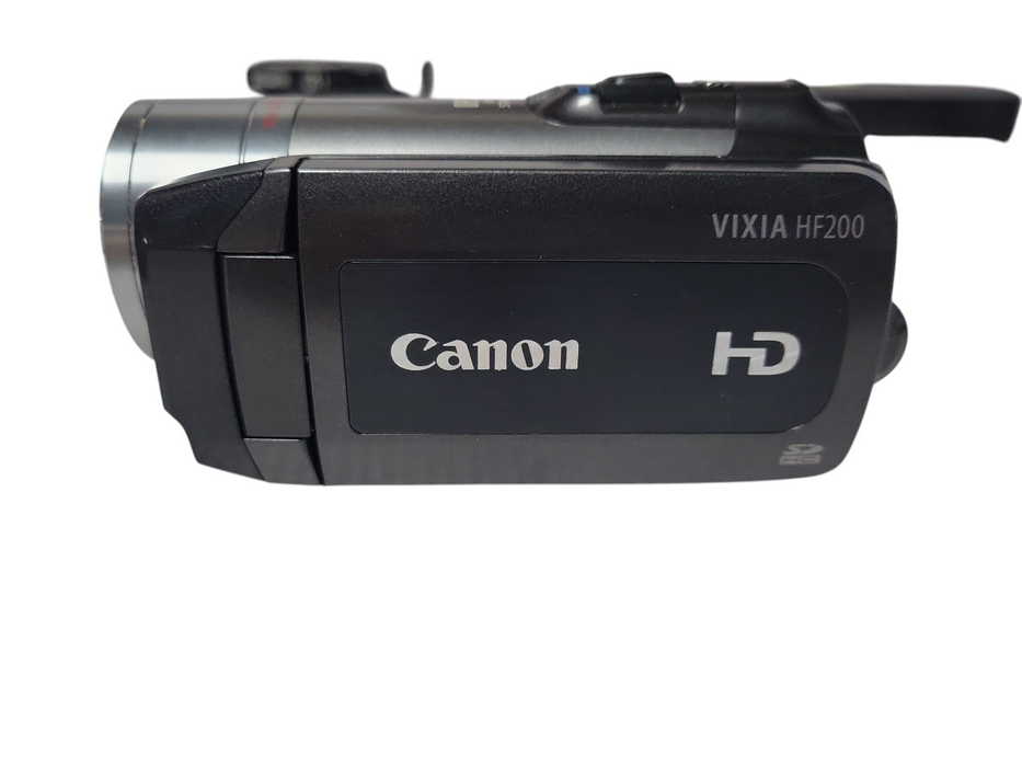 Canon VIXIA HF200 HD Camcorder 15x Optical 300x Digital Zoom READ