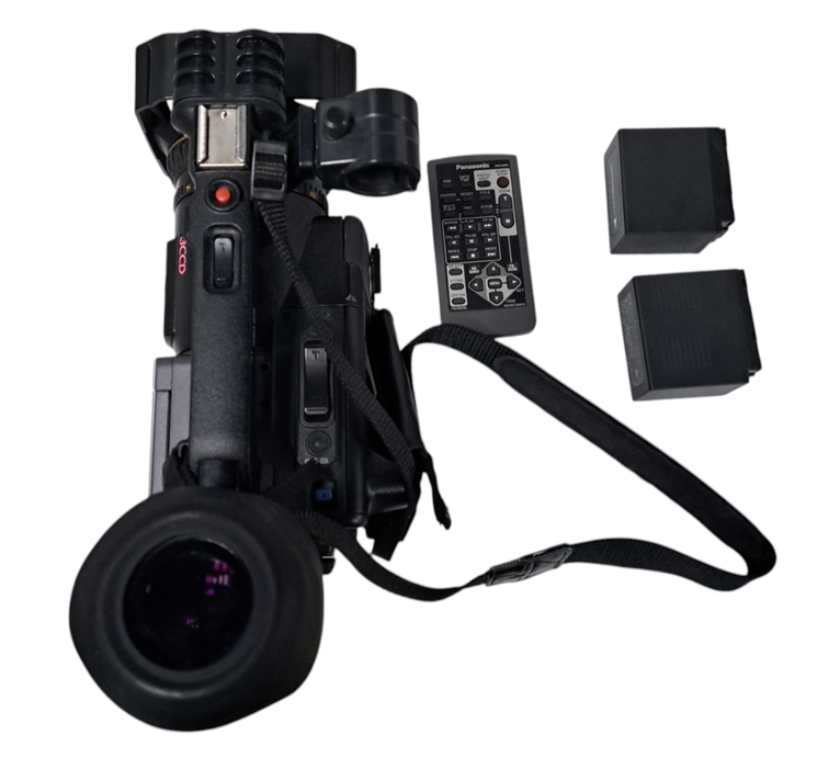 Panasonic AG-DVX100BP MiniDV Professional Video Camcorder