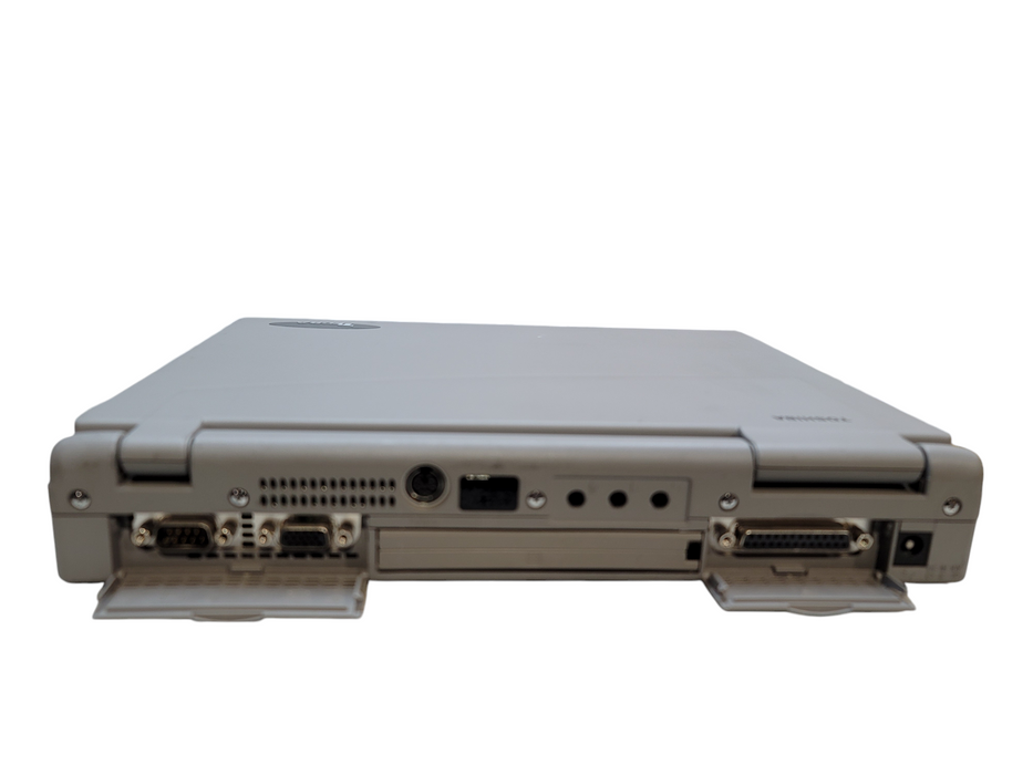 VINTAGE LAPTOP TOSHIBA TECRA 530CDT Pentium 166MHz 64MB RAM No HDD